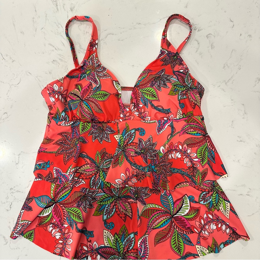 KIM ROGERS - multi color 2 tier front ruffle straight back v neck tankini top
